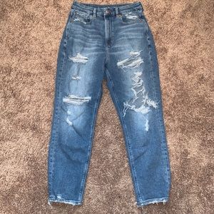 American eagle mom jeans